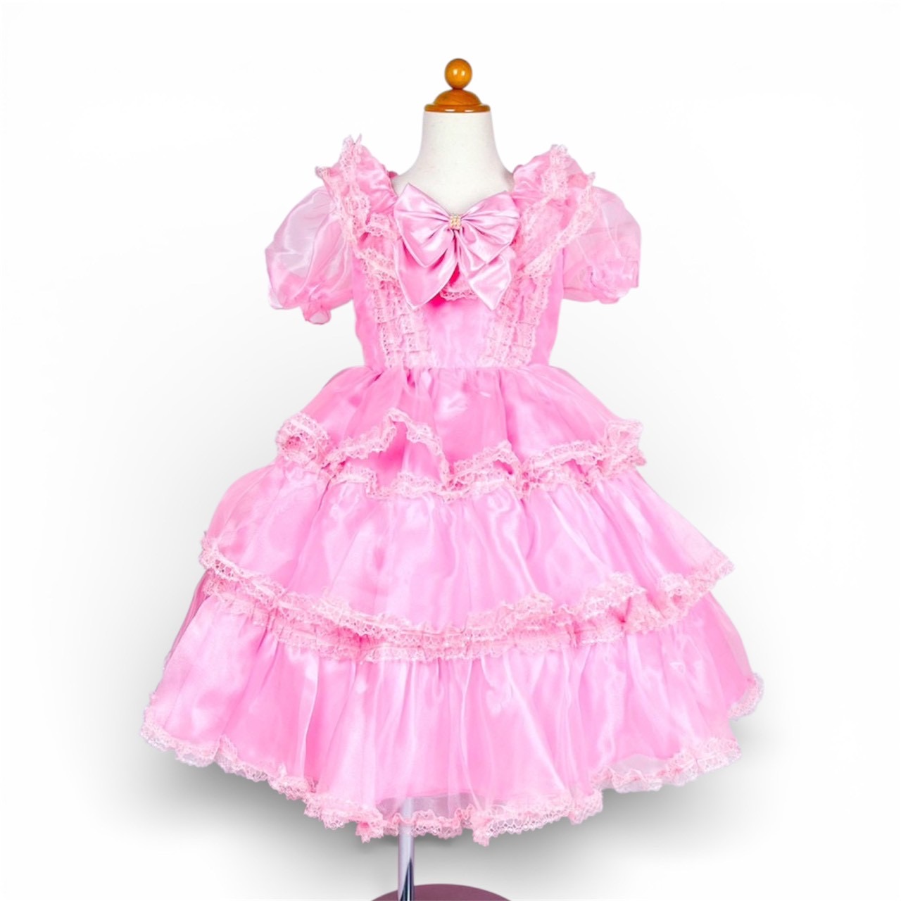 パフスリーブボリュームピンクドレス